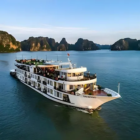 Verdure Lotus Grandeur Cruise