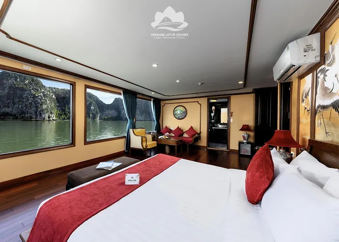 Verdure Lotus Grandeur Cruise On Bay 5*