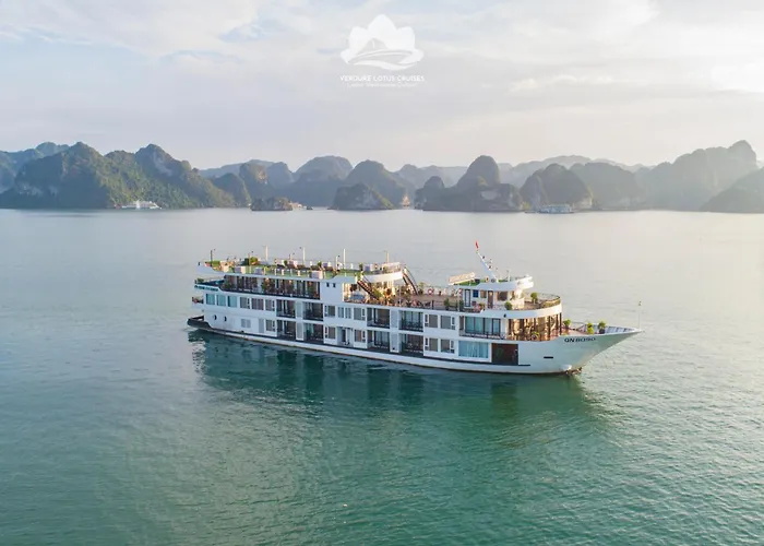 Verdure Lotus Grandeur Cruise On Bay  Ha Long