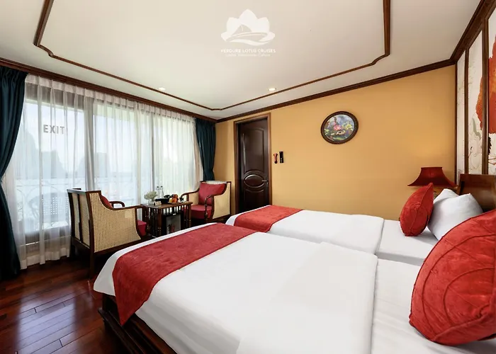Verdure Lotus Grandeur Cruise On Bay Ha Long